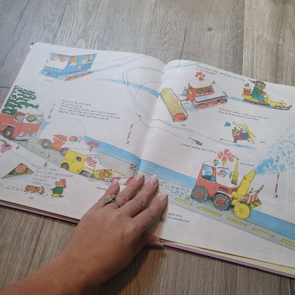 vintage Richard Scarrys Cars and Trucks and Things That Go Book golden book - Picture 12 of 14